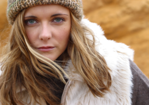 Eu preciso de protetor solar no cabelo mesmo no inverno?